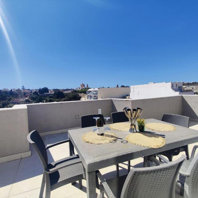 Cozy Penthouse In Central Malta Leilighet Balzan Eksteriør bilde
